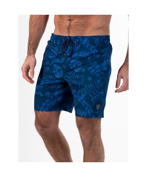 
Ben je op zoek naar de perfecte boardshort voor jouw volgende avontuur op het water? Zoek dan niet verder, want de FALCON dray boardshort voor heren is precies wat je nodig hebt. Met zijn marine combi design en uitstekende kwaliteit is deze boardshort een must-have voor elke watersportliefhebber. Een van de grootste voordelen van de FALCON dray boardshort is het comfort dat hij biedt. De boardshort is gemaakt van hoogwaardig materiaal dat zacht aanvoelt op de huid en zorgt voor optimale bewegingsvrijheid tijdens het surfen, zwemmen of SUP'en. Daarnaast is de boardshort voorzien van een handige dray-functie, waardoor hij supersnel droogt en je nooit lang met een natte broek hoeft rond te lopen. De belangrijkste kenmerken van de FALCON dray boardshort zijn onder andere de elastische tailleband met trekkoord, de handige zakken aan de zijkanten en de korte lengte die perfect is voor alle soorten watersporten. Daarnaast is de boardshort voorzien van een stoere marine combi print die zorgt