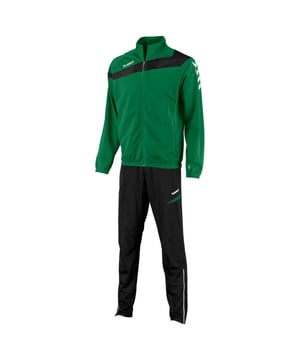 Het merk Hummel staat bekend om zijn tijdloze uitstraling. Neem bijvoorbeeld dit item uit de nieuwe collectie van Hummel. Geschikt voor elke gelegenheid en nu beschikbaar bij V&D!
Hummel Voetbal Trainingskleding Trainingspakken van het materiaal en in de kleur 305 Groen-multicolour.