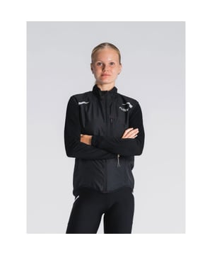 
Fusion Running Hardloopkleding Runningjacks en sweats van het materiaal en in de kleur Zwart.