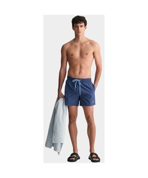 
Gant Zwembroek Blauw Swim Shorts 920006000/403 met artikelcode920006000/403 .  van het materiaal 100% Gerecycled Polyamide. Extra specificaties: , , , , kleur Blauw.
