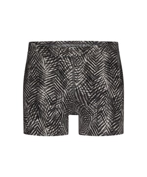 
Introductie: Met de Ten Cate Swim zwemslip voor heren ben jij helemaal klaar voor een dagje zwembad of strand. Deze zwarte zwemslip is comfortabel en stijlvol, en zorgt ervoor dat jij vol vertrouwen het water in kunt duiken. Voordelen: Het dragen van de Ten Cate Swim zwemslip biedt diverse voordelen. Zo zorgt de perfecte pasvorm ervoor dat jij je vrij kunt bewegen in het water, zonder dat je last hebt van afzakkende zwemkleding. Daarnaast is de zwemslip gemaakt van hoogwaardige materialen die zowel comfortabel als duurzaam zijn. Zo kun jij extra lang genieten van jouw zwemkleding. Belangrijkste kenmerken: De zwemslip van Ten Cate is uitgevoerd in een stoere zwarte kleur die gemakkelijk te combineren is met andere zwem- of strandkleding. De middelhoge taille zorgt voor een comfortabele pasvorm en de elastische band zorgt ervoor dat de zwemslip goed op zijn plek blijft zitten, zelfs tijdens het zwemmen. De zwemslip is verkrijgbaar in diverse maten, zodat er altijd een perfecte pasvorm
