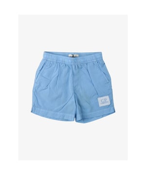 
De CP Company Junior Zwembroek in Pacific Blue heeft een elastieke tailleband met aantrekkoorden, steekzakken en een logo embleem. Combineer de zwembroek met het bijpassende CP Company shirt.