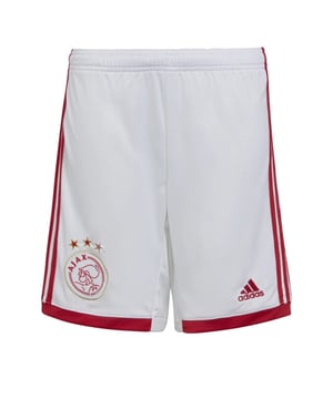 
Ajax Amsterdam Junior Thuisshort

 Een klassiek tenue voor een voetbalclub met klasse. Dit junior adidas thuisshort blijft met een tijdloze look trouw aan het rijke erfgoed van Ajax Amsterdam. Als je goed kijkt, zie je de krijtstreepdetails en de gouden accenten die een schitterende geschiedenis vol successen vieren. Inzetstukken van mesh en vochtabsorberend AEROREADY houden je comfortabel.

 Ajax Amsterdam Junior Voetbal Short 22/23

 Onmiskenbaar Ajax, met een elegante gouden touch. Het nieuwe Ajax-thuistenue voor 2022/2023 markeert de terugkeer van het huidige logo en het typische Ajax-rood, klaar voor de toekomst. Het tenue geeft het allure van een ware kampioen

 Pluspunten:

 + Normale pasvorm
+ Elastische taille met trekkoord
+ Vochtabsorberend
+ Kruisinzet van mesh
+ Geweven Ajax Amsterdam - embleem

 Minpunten:

 - Alleen voor de echte Ajaxsupporters