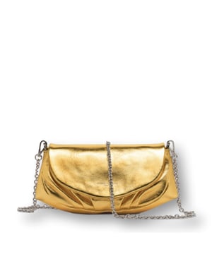 
<p>Adele tas van Gianni Chiarini, gemaakt van gemetalliseerd glad leer en verrijkt met een afneembare schouderband met metalen ketting. Magnetische sluiting en textielvoering. Afmeting: 26x13x4 cm.</p>
