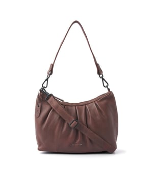 
Afmetingen: 29.00 cm breed x 18.00 cm hoog x 7.00 cm diep <p>Doordat deze leuke hand / schoudertas is gemaakt van zacht rundleder hangt deze soepel over je schouder, maar kun je hem ook crossbody dragen. De tas beschikt over een afneembaar handvat en ook over een verstelbare en afneembare schouderband. Het ruime opbergvak wordt afgesloten met een rits aan de bovenzijde. Ook is er een ritsvak, speciaal vak voor je telefoon en een keycord.</p>