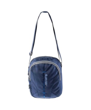 
100% Polyester. Hoogte: 22cm. Lengte: 17cm. Breedte: 8cm. Ontwerp: Logo. Verstelbare Schouderriem. Vakken: 1 hoofdvak, met rits. Zakken: 1 Voorzak, Ritssluiting, Organiser. Capaciteit: 3L.