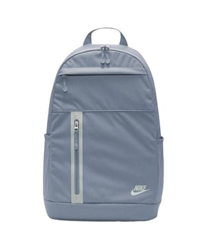 
100% Polyester. Hoogte: 43cm. Breedte: 15cm. Diepte: 30,5cm. Inhoud: 21L. Zakken: 2 voorzakken, rits, 2 zijzakken. 15" Laptophoes, Handgreep, Gevoerde Verstelbare Schouderriemen, Brede Bretels. Compartimenten: 2 hoofdcompartimenten, met rits. Stoftechnologie: Duurzaam. Ontwerp: Logo.