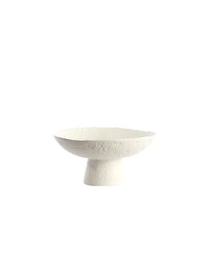 
Shop dit prachtige artikel van Light & LivingLight & Living - Schaal op voet Ø31x15,5 cm OTA crème is gemaakt en ontwerpen door het Nederlandse merk Light & Living.De belangrijkste kenmerken van het artikel zijn als volgt:Kleur: WitProduct Lengte: 31Product Breedte: 31Producht Hoogte: 15.5Gewicht: 5Light & Living werd meer dan vijftig jaar geleden opgericht. We begonnen met het maken van lampenkappen in een kleine fabriekshal. Al snel kwamen daar lampen bij, zodat we een totaal verlichtingsconcept konden aanbieden. Na vele jaren actief te zijn geweest op de verlichtingsmarkt, zijn we gaan uitbreiden met betaalbare woonaccessoires en (klein)meubelen.Wij weten als geen ander dat thuis de plek is waar mensen zich vaak het prettigst voelen. Een eigen plek, ingericht met comfortabele meubels en sfeervolle verlichting. We denken graag met je mee. Daarom reizen we de hele wereld over op zoek naar de mooiste verlichting en woondecoratie. We zijn altijd op zoek naar dat ene speciale item waar ons hart sneller van gaat kloppen. Deze momenten leggen we vast en vertalen we naar onze producten.Twee keer per jaar presenteren we een nieuwe seizoenscollectie. Zo weten we je elke keer weer te inspireren! - Afmeting: 31x31x15.5 - Kleur: Wit - Materiaal: Metaal