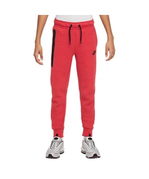 
De Nike Sportswear Tech Fleece Joggingbroek voor kinderen heeft een verbeterde pasvorm en zit erg comfortabel. Zeg maar hallo tegen Tech Fleece. De premium, lichte fleece is glad aan de binnen- en buitenkant en biedt veel warmte zonder extra volume. Deze broek, een combinatie van twee van onze best verkopende items (Tech Fleece en joggingbroeken), staat garant voor comfort op koude dagen. Deze nieuwe en verbeterde pasvorm is ontworpen voor elke vorm en grootte en geschikt voor alle kids. Berg je snacks en essentials veilig op in de zakken met rits en de contrasterende taping benadrukt de details op de naden en zorgt voor de kenmerkende Tech Fleece look. Extra materiaal tussen de pijpen zorgt voor meer ruimte om te rennen, springen, stretchen en de tailleband met drie banen is comfortabel aan te trekken en zorgt voor een pasvorm die goed blijft zitten. <ul> <li>Zijzakken </li> <li>Gedrukt Futura logo </li> <li>Tailleband met trekkoord </li> </ul> <b>Materiaal: </b><br> 53% katoen <br> 47% polyester