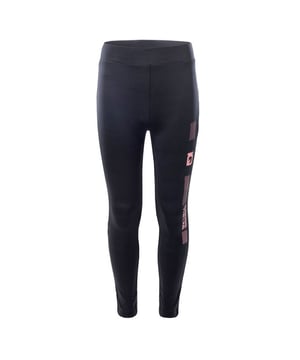 
92% Polyester, 8% Elastaan. Ontwerp: Logo, afgedrukt. Stoftechnologie: Ademend, IQ Dry Tech, Sneldrogend. Waistline: Elastiek.
