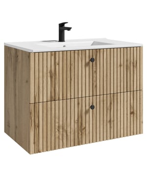 
Badkamermeubel set Saros inclusief wastafel. Deze set geeft iedere badkamer, groot of klein, extra bergruimte en een moderne en luxe uitstraling. Vanwege zijn strakke afwerking is het meubel gemakkelijk schoon te maken. De set is uitgevoerd in eiken en is gemakkelijk te monteren. De kast is gemaakt van spaanplaat en de wastafel van keramiek.Afmetingen (b x d x h)Onderkast met wastafel: 80 x 45 x 61 cmKenmerken- De wastafelkast is uitgevoerd met twee lades- Het badkamermeubel is aan de muurzijde volledig open voor het aansluiten van de afvoer- De onderkant is gesloten- Geen afvoerplug, sifon, spiegel of kraan inbegrepen- Inclusief overloop set- Met soft close sluitingVerpakking en montageHet badkamermeubel Saros is verpakt in 2 dozen. Bevestigingsmateriaal voor het ophangen van de set is inbegrepen, evenals een handleiding. De wastafel wordt op de onderkast geplaatst en vervolgens afgekit. Merk: Badplaats Kleur: Eiken