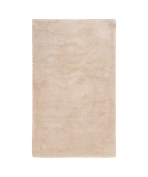 
- 67x110 CM Luxe Badmat – Fluffy – Hotelkwaliteit – Wasbaar & Antislip – Soft Touch Breng het luxe gevoel van een hotel naar je eigen badkamer met dit Luxe badmat. Deze heerlijk zachte fluffy badmat is gemaakt van 100% polyester met een extra zachte soft touch afwerking. Dankzij de antislip rug blijft de mat stevig op zijn plaats, zelfs op gladde badkamervloeren. Bovendien is de mat machinewasbaar, waardoor hij eenvoudig schoon te houden is – dag in, dag uit. Voordelen van een Luxe Badmat: Gemaakt van 100% polyester – superzacht en duurzaam Fluffy structuur – voor een heerlijk warm en comfortabel gevoel Hotelkwaliteit – luxe uitstraling en Merk: Muratap Materiaal: Polyester Kleur: Beige Afmetingen: 67x110 CM