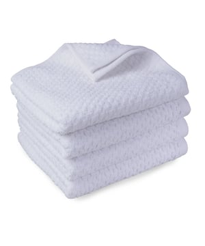 
Deze subtiele elegante luxe handdoek geweven “POPCORN WEAVE” mogen niet in uw badkamer ontbreken!Deze set handdoeken popcorn weave zijn gemaakt van goede kwaliteit badstof (hotel kwaliteit), dat vocht makkelijk en snel opneemt. Ga voor comfort en gemak met de lekker zachte popcorn weave handdoeken! Deze mooie handdoeken heb je in verschillende frisse kleuren en worden per 4 stuks geleverd. Deze stijlvolle handdoeken zijn een perfecte aanvulling op je badtextiel. De handdoeken voelen lekker zacht en comfortabel aan. De handdoeken worden namelijk van 100% gekamde katoen gemaakt. Katoen absorbeert vocht goed en is zacht voor de huid. Door het goede absorptievermogen droog jij je bovendien in een handomdraai lekker af.KleurenDe popcorn weave collectie is verkrijgbaar in 8 frisse kleuren; wit, crème, taupe, licht grijs, antraciet, ijsblauw, mint groen en oud roze.MatenDe handdoeken hebben een formaat van 70x140 cm. Wanneer dit wat te groot is, is er naast deze serie ook een kleiner model beschikbaar in de maat 50x100 cm.MaterialenDe handdoeken zijn gemaakt van hoogwaardige kwaliteit gekamde katoen (100%) en hebben een dikte van 420 gram per vierkante meter.Wasvoorschriften·        Wassen voor gebruik. De handdoeken kunnen gewassen worden tot 60 °C. Wassen in een niet te volle wastrommel, zodat het water goed door de doeken kan spoelen. Wassen bij voorkeur zonder wasverzachter.·        De handdoeken mogen in de droger mits op een lage temperatuur. Dit om beschadiging aan de vezels te voorkomen.·        Wassen met gelijke kleuren.·        Let op! gebruik geen producten met witmakers of bleekmiddelProduct specificaties:·        100% gekamde katoen·        popcorn geweven·        duurzaam, strek en absorberend·        Gram per vierkante meter: 420 g/m2·        70 x 140 cm·        Set van 4 badlakens·        Wassen tot 60 graden·        Drogen in de droger mits op een lage temperatuur·        BSCI - gecertificeerd·        OEKO-TEX Made in Green - gecertificeerd·        Code of conduct - Afmeting: 70 x 140 - Kleur: Wit - Materiaal: Katoen