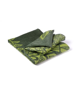 
Luxe jacquard geweven velours strandlaken van zware kwaliteit. Ook leuk als cadeau. Trendy design voor een heerlijke zomerdag op het strand of in de park. Ontspannen genieten aan het zwembad, aan het strand, op vakantie of gewoon thuis met de strandlakens van Phlox. Unieke designs, eyecatcher strandlakens. Op deze luxe strandlakens lig je altijd goed! MogelijkhedenDe doeken zijn te gebruiken voor diverse doeleinde. Zoals; sauna, strand, na douchen of heerlijk lang bad.KleurenDe doeken zijn er in vele kleuren en designs; turtle, tiger, touw, star black, lagoon, dolphin, summer blue, summer fuchsia, marile green, marile orange. MatenDe doeken hebben een royaal formaat (ca. 90 x 160 cm). MaterialenOnze doeken zijn gemaakt van hoogwaardige kwaliteit zacht katoen, een zijde badstof en een zijde velour. Waardoor ze lang mee gaan en netjes blijven. WasvoorschriftenDe doeken kunnen gewassen worden tot 40 °C . De doeken mogen in de droger mits op een lage temperatuur.Inhoud verpakking• strandlaken 90x160 cmProduct specificaties:• Luxueus strandlaken• 100% katoen• extra zacht velour badstof• keuze uit vele designs• Wassen tot 40 graden• Drogen op een lage temperatuur• BSCI - gecertificeerd• Oekotex - gecertificeerd - Afmeting: 90x160 - Kleur: Groen - Materiaal: Katoen