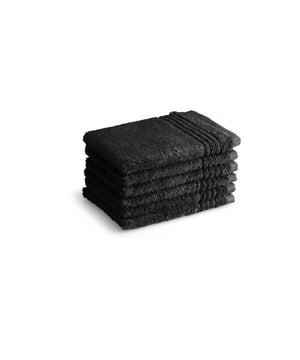 
Met deze washandjes uit de Supreme Collectie is het onbeperkt genieten!!De washandjes zijn geweven van 100% hoogwaardige 650 gram/m2 Egyptische katoen. Het katoen is van stevige zachte kwaliteit, hierdoor gaan deze lang mee en kunnen deze gewoon op 60 graden gewassen worden. De washandjes hebben een groot absorptievermogen, waardoor makkelijk en snel afgedroogd wordt.Supreme CollectieDe Supreme Collectie is verkrijgbaar in vier maten 7 kleuren. De verschillende maten zijn: washand 16x21cm, gastendoek 30x50cm, handdoek 50x100cm en badlaken 70x140cm in de kleuren: wit, antraciet, licht grijs, sand, mozaiek, zwart, ijsblauw, terracotta en oudgroen.MaterialenDe doeken zijn gemaakt van 100% hoogwaardige 650 gram/m2 kwaliteit Egyptisch katoen. Waardoor ze lang mee gaan en netjes blijven. Daarnaast zijn ze voorzien van een handige ophanglus.WasvoorschriftenDe washandjes kunnen gewassen worden tot 60 °C . Drogen in de droger mogelijk mits op een lage temperatuur.Inhoud verpakking6 stuks washand 16x21cmProduct specificaties:100% Egyptisch katoenWassen tot 60 gradenGram per vierkante meter: 650 g/m2Set van 6 washandFormaat 16x21 cmDrogen op een lage temperatuurBSCI - gecertificeerdOekotex - gecertificeerdCode of conduct - Afmeting: 16 x 21 cm - Kleur: Zwart - Materiaal: Katoen