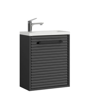 
Toiletmeubel Etna inclusief onderkast en wastafel. De wastafelkast heeft een deur die zowel links als rechtsom geplaatst kan worden, uitgevoerd met soft close sluiting. De wastafel kan ook in de gewenste richting geplaatst worden. Een afvoer kan enkel via de muurzijde van de wastafelkast worden gemonteerd omdat de onderkant vast de wastafelkast dicht is. Toiletmeubel Etna wordt geleverd zonder afvoerplug, kraan en sifon.AfmetingenOnderkast met wastafel: 40 x 22 x 52cmKenmerken- Toiletmeubel bestaande uit onderkast en wastafel- Veel bergruimte in de wastafelkast-Ongemonteerd verpakt - Inclusief montagemateriaal- Met MDF deurDit toiletmeubel wordt geleverd in één doos. Merk: Badplaats Kleur: Eiken