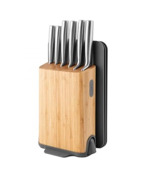 
<p><strong>Korte omschrijving BergHOFF 11-delig Messenblok Legacy - Leo</strong></p>
<p> </p>
<ul>
<li>Gemakkelijk toegankelijke messengleuven</li>
<li>Ergonomisch handvat voor een veilige en comfortabele grip</li>
<li>Antislipbodem zorgt voor extra stabiliteit</li>
<li>Stijlvolle houten messenblok</li>
<li>Hoogwaardig roestvrijstaal</li>
<li>Georganiseerde, ruimtebesparende opbergstandaard</li>
<li>Uitneembare tweefasige messenslijper voorzien in de messenblok</li>
<li>Messenslijper met anti-slip bodem voor veilig slijpen en extra stabiliteit</li>
<li>Alles-in-één, veelzijdige set</li>
<li>Handwas aanbevolen</li>
</ul>
<p> </p>
<p><strong>Uitgebreide omschrijving</strong></p>
<p> </p>
<div class="product attribute overview">
<div class="value std">
<div class="product attribute overview">
<div class="value std">
<div class="product attribute overview">
<div class="value std">Wil je je messencollectie uitbreiden met een compleet messenblok inclusief hoogwaardige roestvrijstalen messen, bijpassende snijplanken en zelfs een ingebouwde messenslijper? Deze veelzijdige messenset heeft het allemaal: een schilmesje, een universeelmes, een vleesmes, broodmes, koksmes, santokumes, 3 snijplanken en een geïntegreerde messenslijper. Met een sterke magneet naast het houten blok, kan een schaar of ander magnetisch keukengereedschap ook worden opgeborgen. Hoe handig is dat!</div>
</div>
</div>
</div>
</div>
</div>