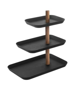 
Productkenmerken:Gemaakt van staal en hout.Deze drie-laagse sieradenhouder combineert opslag en presentatie, verrijkt met een subtiele houtafwerking.Elk dienblad is volledig draaibaar, wat zorgt voor gemakkelijke toegang. Perfect voor het organiseren van je accessoires of het serveren van desserts.Productafmetingen:Breedte 16 cm x Lengte 25 cm x Hoogte 25,5 cm - Nettogewicht: 0,87 kg.Pakketafmetingen:Breedte 2,8 cm x Lengte 16,2 cm x Hoogte 28,2 cm - Nettogewicht: 0,95 kg. Merk: CaliCosy Kleur: Black