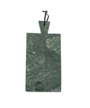 
De CB1 Snijplank is een stijlvolle snijplank voor het voorbereiden en serveren van al uw eten. De snijplank is gemaakt van Marmer waardoor het erg duurzaam en sterk is met een stijlvol uiterlijk. De snijplank is daarnaast gepolijst waardoor de snijplank een mooi glanzend en glad oppervlakte heeft wat ideaal is voor het voorbereiden van eten. De snijplank is tot slot voorzien van een stijlvolle lus waaraan de snijplank opgehangen kan worden. D e snijplank heeft een afmeting van 20 x 43 x 1 cm. De marmeren snijplanken zijn verkrijgbaar in verschillende vormen en in de kleuren groen, zwart en wit.. Schoonmaken met een droge katoenen doek. De plank kan ietwat afwijken van de foto door de natuurlijke aard van het marmer. Kleur: green