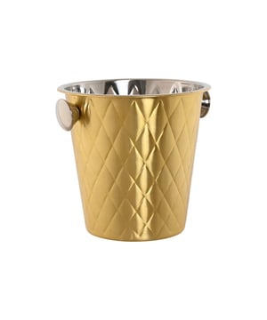
Productomschrijving: Houd je champagne en wijn op de perfecte temperatuur met deze luxe Champagne- en Wijnkoeler. Gemaakt van hoogwaardig roestvrij staal (RVS), combineert deze koeler functionaliteit met een luxe uitstraling. Met een ruime diameter van 24 cm en een hoogte van 22 cm is deze koeler ideaal om flessen champagne of wijn gekoeld te houden tijdens diners, feestjes of andere speciale gelegenheden. De koeler heeft een stijlvolle mat gouden buitenkant en een contrasterende zilveren binnenkant, wat zorgt voor een verfijnde en moderne uitstraling. De handige handgrepen aan de zijkanten maken het eenvoudig om de koeler te verplaatsen, zelfs wanneer hij gevuld is met ijs en drank. Belangrijkste kenmerken: Materiaal: Duurzaam en roestbestendig RVS Kleur: Mat goud aan de buitenkant en zilver aan de binnenkant voor een chique look Afmetingen: Ø24 cm x H22 cm, perfect voor het koelen van champagne- en wijnflessen Handgrepen: Voor eenvoudig transport, zelfs wanneer gevuld Deze Luxe Champagne- en Wijnkoeler is een elegante en functionele toevoeging aan elke gelegenheid. Ideaal om je drankjes stijlvol gekoeld te serveren en indruk te maken op je gasten! Merk: CASA DI ELTURO Materiaal: RVS Kleur: Goud