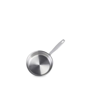 
<p><strong>Korte omschrijving Habonne Master 5-ply - Koekenpan - 24 cm</strong></p>
<ul>
<li>Meerlaags roestvrij staal: behuizing van hoogwaardig roestvrij staal met aluminium kern voor een snelle en gelijkmatige warmteverdeling</li>
<li>Duurzame gebogen rand: voor druppelvrij gieten</li>
<li>Gesloten rand: om corrosie te voorkomen, voor extra duurzaamheid</li>
<li>Gemakkelijk te reinigen: vaatwasserbestendig, naadloze binnenkant van roestvrij staal</li>
<li>Geschikt voor alle fornuizen: ook inductie</li>
<li>Ovenbestendig tot 220°C: zodat je de pannen zo van het fornuis de oven in kunt schuiven</li>
</ul>
<p><strong>Uitgebreide omschrijving</strong></p>
<p>De Habonne Master koekenpannen zijn opgebouwd uit vijf verschillende lagen. Aan de buitenzijde zit een laag 18/0 edelstaal, gevolgd door een laag aluminium, een laag versterkt aluminium, een laag aluminium en aan de binnenzijde een laag 18/10 edelstaal. De pan heeft een dichtgelegde gietrand, waardoor de pan vaatwasmachinebestendig is. </p>
<p> </p>
<p><a href="https://www.vdgardewarenhuis.nl/brands/habonne/">Bekijk hier alle producten van Habonne.</a></p>