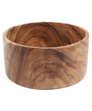 
Introducing our exquisite Suar Salad Bowl, the perfect centerpiece for your dining table that combines natural beauty with functionality. Crafted from premium Suar wood, renowned for its stunning grain patterns and durability, this salad bowl effortlessly adds a touch of elegance to any setting. Each Suar Salad Bowl is meticulously handcrafted by skilled artisans, ensuring a unique and one-of-a-kind piece. The rich, warm tones of the wood create a visually striking appearance, making it a conversation starter during gatherings and dinner parties.Available in two sizes. KleurNaturel Hoogte (cm)12Breedte (cm)25Lengte (cm)25MaterialenSuarhout Materiaal: