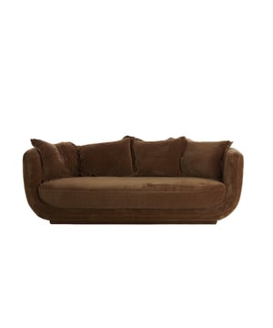 
Shop dit prachtige artikel van Light & LivingBank 236x105x80 cm BRAILA velvet bruin is gemaakt en ontwerpen door het Nederlandse merk Light & Living.De belangrijkste kenmerken van het artikel zijn als volgt:Kleur: BruinProduct Lengte: 236Product Breedte: 105Producht Hoogte: 80Gewicht: 5Light & Living werd meer dan vijftig jaar geleden opgericht. We begonnen met het maken van lampenkappen in een kleine fabriekshal. Al snel kwamen daar lampen bij, zodat we een totaal verlichtingsconcept konden aanbieden. Na vele jaren actief te zijn geweest op de verlichtingsmarkt, zijn we gaan uitbreiden met betaalbare woonaccessoires en (klein)meubelen.Wij weten als geen ander dat thuis de plek is waar mensen zich vaak het prettigst voelen. Een eigen plek, ingericht met comfortabele meubels en sfeervolle verlichting. We denken graag met je mee. Daarom reizen we de hele wereld over op zoek naar de mooiste verlichting en woondecoratie. We zijn altijd op zoek naar dat ene speciale item waar ons hart sneller van gaat kloppen. Deze momenten leggen we vast en vertalen we naar onze producten.Twee keer per jaar presenteren we een nieuwe seizoenscollectie. Zo weten we je elke keer weer te inspireren! - Afmeting: 236x105x80 - Kleur: Bruin - Materiaal: Hout
