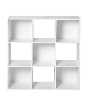 
Kubusopbergmeubel - 9 kubussenOpbergmeubel - 9 kubussen bestaat uit 5 open kubussen en 4 gesloten kubussen onderaan. Deze kubusopbergmeubel is zeer praktisch om uw schoenen, boeken, kleren, speelgoed, decoratieve voorwerpen in op te bergen. Geniet van zijn eigentijdse stijl, die uw omgeving een nieuw leven zal inblazen, zijn kleur zal passen bij al uw meubels. Deze opbergmeubel is ideaal voor uw woonkamer of eender welke kamer van uw huis. Kubusopbergmeubel - 9 kubussenVerkrijgbaar in zwart, eiken, wit. Materiaal : Structuur in spaanplaat Afmetingen : 92,5 x 29,5 x 92,5 cm Gewicht : 22,88 kg Merk: CaliCosy Kleur: White