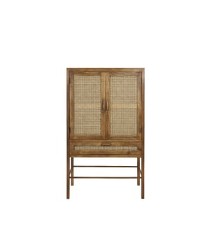 
Shop dit prachtige artikel van Light & LivingLight & Living - Kast 90x45x160 cm NIPAS hout bruin is gemaakt en ontwerpen door het Nederlandse merk Light & Living.De belangrijkste kenmerken van het artikel zijn als volgt:Kleur: BruinProduct Lengte: 90Product Breedte: 45Producht Hoogte: 160Gewicht: 39.5Light & Living werd meer dan vijftig jaar geleden opgericht. We begonnen met het maken van lampenkappen in een kleine fabriekshal. Al snel kwamen daar lampen bij, zodat we een totaal verlichtingsconcept konden aanbieden. Na vele jaren actief te zijn geweest op de verlichtingsmarkt, zijn we gaan uitbreiden met betaalbare woonaccessoires en (klein)meubelen.Wij weten als geen ander dat thuis de plek is waar mensen zich vaak het prettigst voelen. Een eigen plek, ingericht met comfortabele meubels en sfeervolle verlichting. We denken graag met je mee. Daarom reizen we de hele wereld over op zoek naar de mooiste verlichting en woondecoratie. We zijn altijd op zoek naar dat ene speciale item waar ons hart sneller van gaat kloppen. Deze momenten leggen we vast en vertalen we naar onze producten.Twee keer per jaar presenteren we een nieuwe seizoenscollectie. Zo weten we je elke keer weer te inspireren! - Afmeting: 90x45x160 - Kleur: Bruin - Materiaal: Hout