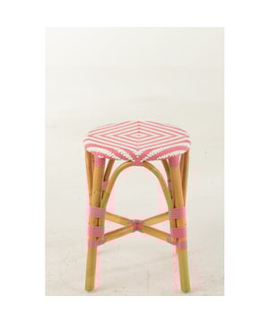 
Stool Rattan Pink/White Small Width33Height44.5Length33Weight1.76 kgCollectionZomer 2025Colour PinkMaterial compositionRatan(60%),plastic(40%)Max seating weight150Seat height45 Materiaal: