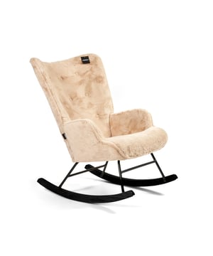 
Heerlijke zachte Aemely schommelstoel bekleed met luxe, Beige imitatiebont en zwarte poten. Deze super mooie beige schommelstoel is perfect voor de babykamer! De stoel is perfect om s ‘avonds verhaaltjes voor te lezen of om je baby voeding te geven. Wanneer je kind wat ouder is kun je de schommelstoel ook perfect gebruiken als eyecatcher voor in de woonkamer! De extreem zachte stof en dikke vulling zorgen voor een super zitcomfort. De rug is 67 cm lang en de diepte 45cm. De totale hoogte van de stoel is 92 cm, de diepte 68 cm en de breedte 65 cm. Materiaal Bekleding: Imitatie bont (kunstbont) Frame: Metaal Poten: Massief beukenhout Kleur Bekleding: licht Beige Frame: Zwart Poten: Zwart beukenhout Afmetingen Hoogte: 92 cm | diepte: 68 cm | breedte 65 cm Zithoogte: 45 cm | Zitdiepte: 45 Merk: Aemely Materiaal: Stof;Metaal;Hout Kleur: Beige