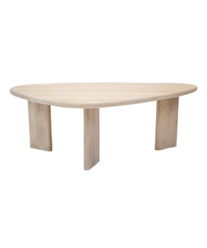 
Hey it’s Nola!Deze elegante salontafel is gemaakt van duurzaam mangohout met een prachtige whitewash afwerking. Met zijn unieke driepotige ontwerp en organische vorm creëert Nola een moderne uitstraling in je interieur. Merk: Kick Collection Hoogte: 40 cm Breedte: 120 cm Diepte: 70 cm Materiaal: Mangohout