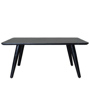 
Ontdek de tijdloze toevoeging aan jouw woonkamer met de Salontafel James van Home67. Deze rechthoekige salontafel is vervaardigd uit prachtig mangohout en biedt met zijn royale afmetingen van 110 x 60 cm voldoende ruimte voor het plaatsen van je favoriete boeken, tijdschriften, afstandsbedieningen en andere benodigdheden.Het gebruik van hoogwaardig mangohout garandeert duurzaamheid en een langdurige levensduur, terwijl het warme en natuurlijke karakter van het hout een rustieke charme toevoegt aan jouw interieur.Beschikbaar in twee kleurvarianten, bruin en zwart, is de salontafel eenvoudig te stijlen in verschillende interieurstijlen, van modern tot Scandinavisch, dankzij zijn strakke lijnen en tijdloze ontwerp. Merk: Home67 Materiaal: Mangohout Kleur: Zwart EAN: 8720769978731