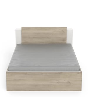 
Ontdek ons Bed in 140x190/200 cm met 2 laden en 2 vakken - L144,7 cm. Dit bed is ideaal voor kleine ruimtes, omdat de opbergruimte een dubbel gebruik mogelijk maakt en aanzienlijk ruimte bespaart. Het eigentijdse ontwerp past bij elke interieurstijl. Productkenmerken: Mat wit / Kronberg eiken en mat wit decor / Kronberg eiken en mat zwart decor. Gemaakt van 15 en 18 mm spaanplaat. Het bed heeft 2 laden (bruikbare afmetingen L 940,9 x D 33,7 x H 14,6 cm, maximale belasting 9 kg) en 2 vakken (bruikbare afmetingen L 99,8 x D 32 x H 24,15 cm). Aan het hoofdeinde bevindt zich een omgeving met 4 vakken (bruikbare afmetingen L 23,9 x D 21,3 cm) en een bovenste plank. 2 handgrepen van gelakt plastic (128 mm). Lattenbodems en matrassen worden niet meegeleverd. Lattenbodems worden aanbevolen. Maximale belasting 200 kg. Zelf te monteren. Voor huishoudelijk gebruik. Productafmetingen: Lengte 144,7 x Breedte 227 x Hoogte 87,7 cm - Nettogewicht: 59,78 kg. Verpakkingsafmetingen: Pakket nr. 1: Lengte 26,7 cm x Hoogte 9,5 cm x Diepte 208,5 cm - Bruto gewicht: 27 kg. Pakket nr. 2: Lengte 52,1 cm x Hoogte 10,5 cm x Diepte 152 cm - Bruto gewicht: 35 kg. Totaal bruto gewicht: 62 kg. Merk: CaliCosy Kleur: Wooden Effect