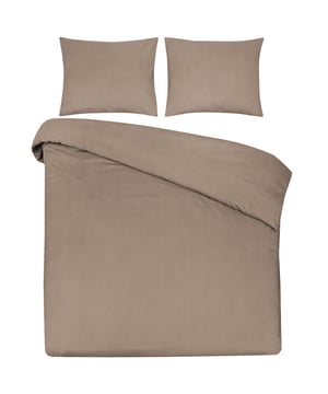 
Geniet van een heerlijke nachtrust met dit DoubleDry dekbedovertrek van 100% natuurlijk katoen. Deze tweepersoons dekbedovertrekset, in een elegante nougat kleur, is ademend en zacht, waardoor je comfortabel en ontspannen kunt slapen. De set bestaat uit een dekbedovertrek van 200x200/220 cm en twee kussenslopen, perfect voor een complete make-over van je slaapkamer.Dit katoenen dekbedovertrek is niet alleen zacht en comfortabel, maar ook praktisch in gebruik. Het effen design zorgt voor een rustige en stijlvolle uitstraling in elke slaapkamer. Dankzij de hoge draaddichtheid van 144 TC is het overtrek duurzaam en slijtvast. De extra lange instopstrook over de gehele breedte (60 cm) zorgt ervoor dat je dekbed altijd goed op zijn plaats blijft. Bovendien is het dekbedovertrek wasbaar op 60°C en geschikt voor de droger op lage temperatuur, waardoor het onderhoud een fluitje van een cent is. Het is OEKO-TEX en BSCI gecertificeerd, wat betekent dat het voldoet aan strenge eisen op het gebied van kwaliteit en duurzaamheid.KleurNougatMateriaalKatoenAfmeting dekbedovertrek200x200/220 cmAfmeting kussensloop60 cm x 70 cmGewicht1.66 kgDraaddichtheid144PatroonEffenWasbaarJaWasvoorschriftDrogen op lage temperatuur | Machinewas 60 °CGeschikt voor wasdrogerJaStrijkvrijNeeAantal kussenslopen2Inhoud verpakkingDekbedovertrek + 2 kussensloopDoelgroepVolwassenenGeslachtUnisexInclusief instopstrookJaType instopstrookInstopstrook over gehele breedteLengte instopstrook60 cmDubbelzijdige instopstrookYMaatvoeringTweepersoonsVerpakkingshoogte4 cmVerpakkingsbreedte26 cmVerpakkingslengte37 cm