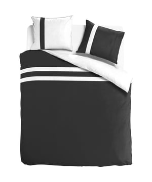 
Ervaar ultiem comfort en luxe met dit prachtige antraciet/wit gestreepte dekbedovertrek, gemaakt van heerlijk zacht Egyptisch percal katoen. Dit dekbedovertrek van 140x200/220 cm transformeert je slaapkamer in een oase van rust en stijl. Geniet van een ongeëvenaarde nachtrust dankzij de ademende en vochtregulerende eigenschappen van het hoogwaardige Egyptische katoen.Dit dekbedovertrek is niet alleen een lust voor het oog, maar ook praktisch in gebruik. De extra lange instopstrook over de gehele breedte (60 cm) zorgt ervoor dat je dekbed altijd perfect op zijn plaats blijft. Geschikt voor eenpersoons dekbedden, dit dekbedovertrek is ideaal voor volwassenen die waarde hechten aan kwaliteit en comfort. Het strakke, gestreepte design past moeiteloos in elke slaapkamerinrichting.Kleurantraciet/witMateriaalEgyptisch katoen / KatoenAfmeting140x200 cmBreedte kussensloop70 cmLengte kussensloop60 cmDoelgroepVolwassenenGeslachtUnisexInclusief instopstrookJaGeschikt voor dekbedmaatEenpersoonsLengte instopstrook60 cmDubbelzijdige instopstrookYType instopstrookInstopstrook over gehele breedteVerpakkingshoogte4 cmVerpakkingsbreedte240 cmVerpakkingslengte360 cm