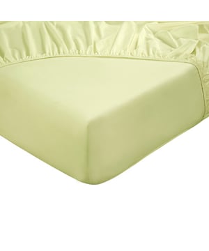 
Op dit DoubleDry hoeslaken slapen is natuurlijk fijn!  Zacht, ademend en vochtregulerend Comfortabel, soepel en luchtig Warmteregulerend en huidvriendelijk Duurzaam en slijtvast Geschikt voor matrassen 140x200 cm - hoogte max. 28 cmHet katoenen hoeslaken is gemaakt van 100% natuurlijk materiaal. Eerst worden de katoenen vezels tot draden gesponnen. Vervolgens wordt dit tot een zacht en luchtdoorlatend hoeslaken geweven. Dit unieke hoeslaken is gemaakt van 100% natuurlijk katoen, met een hoge draaddichtheid van 144 draden per inch (144 TC). Het hoeslaken is rondom voorzien van elastiek, dit zorgt er voor dat het hoeslaken goed strak om het matras zit. Het hoeslaken onderscheidt zich door zijn buitengewoon mooie uitstraling. Daarnaast is de stof is koel en ademend. Vanwege de hoge vochtopname staat dit hoeslaken garant voor een goede nachtrust. Bij aanschaf van dit hoeslaken zal u net zo zacht en ongestoord slapen als een echte roos. Een effen hoeslaken is hip en tijdloos tegelijk. Kortom, het hoeslaken is een musthave voor iedereen!MaatvoeringDe hoeslakens zijn verkrijgbaar in verschillende maten; 1 persoons 90x200 cm, 2 persoons 140x200 cm,2 persoons 180x200 cm. De hoek omtrek is 30 cm hoog, hierdoor is deze geschikt voor normale matrassen tot 28 cm hoog. Product specificaties:100% natuurlijk katoenDraaddichtheid 144 TCGeschikt voor tweepersoons matras afmeting 140x200 cmHoekhoogte tot 28 cmWassen tot 60 gradenGeschikt voor droger, mits op een lage temperatuurGeschikt om te strijkenGecertificeerd door STANDARD 100 by OEKO-TEXGecertificeerd by BSCICode of conduct - Afmeting: 140x200 - Kleur: Licht Geel - Materiaal: Katoen