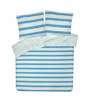 
Droom heerlijk weg onder het DoubleDry My Design dekbedovertrek! Dit tweepersoons dekbedovertrek van 100% katoen, met een afmeting van 200x200 cm, brengt een frisse en tijdloze sfeer in je slaapkamer. De blauwe strepen geven je slaapkamer een stralende uitstraling. Inclusief twee kussenslopen van 60x70 cm, zodat je direct een complete set hebt. Geniet van een comfortabele nachtrust dankzij het ademende en zachte katoen.Dit dekbedovertrek is niet alleen mooi, maar ook praktisch. De flessenhals instopstrook van 20 cm zorgt ervoor dat je dekbed goed op zijn plaats blijft. Het 100% katoen met een draaddichtheid van 144 TC voelt heerlijk zacht aan op de huid en is tevens vochtregulerend, waardoor je de hele nacht comfortabel blijft. Bovendien is het dekbedovertrek geschikt voor de wasdroger op lage temperatuur en kan het gewassen worden op 60°C. Een duurzame en onderhoudsvriendelijke keuze voor elke slaapkamer!KleurStreep BlauwMateriaalKatoenAfmeting200x200 cmMaatvoeringTweepersoonsLengte instopstrook20 cmDubbelzijdige instopstrookNeeType instopstrookFlessenhals instopstrookDraaddichtheid144PatroonEffenWasvoorschriftDrogen op lage temperatuur | Machinewas 60 °CWasbaarJaGeschikt voor wasdrogerJaStrijkvrijNeeAantal kussenslopen2VerpakkingsinhoudDekbedovertrek + 2 kussensloopBreedte kussensloop60 cmDoelgroepVolwassenenGame merchandise themaNeeGeslachtUnisexInclusief instopstrookJaLengte kussensloop70 cmMet borduurselNeeSeizoenscollectieNever out of stockSeizoensjaarNever out of stockSpeciaal voor kinderenNeeGeschikt voor dekbedmaatTweepersoonsGewicht1.44 kgPackaging Height4 cmPackaging Width26 cmPackaging Length37 cm