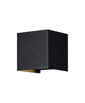 Geef uw buitenruimte een moderne upgrade met de Maytoni Outdoor Fulton architecturale buitenverlichting in stijlvol zwart. Deze compacte en elegante wandlamp (10x10x10 cm) biedt niet alleen functionele verlichting, maar ook een unieke, aanpasbare lichtbeleving. Dankzij de verstelbare lamellen creëert u moeiteloos de perfecte lichtintensiteit en -richting, voor een sfeervolle ambiance of accentverlichting op architectonische details.De Fulton buitenlamp is vervaardigd uit duurzaam, corrosiebestendig aluminium met een poedercoating voor extra bescherming tegen de elementen. Met een IP54-classificatie is hij bestand tegen regen en spatwater, ideaal voor gebruik in tuinen, op terrassen, opritten, paden, patio's, balkons en veranda's. De geïntegreerde LED-module (2x3W EPISTAR) zorgt voor energiezuinige, warme witte verlichting (3000K) met een lichtstroom van 400 lumen en een hoge kleurnauwkeurigheid (80 CRI). Een stijlvolle en praktische toevoeging aan uw buitenomgeving!KleurZwartMateriaalAluminiumAfmetingen (H x B x D)100 mm x 100 mm x 100 mmLichtbronLED Module (geïntegreerd)Kleurtemperatuur3000 K (Warm Wit)Lichtstroom400 lmCRI80Stralingshoek64°Vermogen2x3W LED EPISTARVoltage230VFrequentie50HzDimbaarNeeIP-klasseIP54BeschermingsklasseKlasse 1MontageWandmontage
