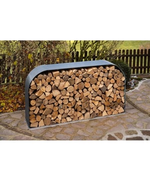 
Brandhoutrek houtopslag voor buiten. Westmann stalen brandhoutrek met afdak in de kleur antraciet, afmetigen: 46x212x111 cm. Beschermd, bij de hand en netjes gestapeld - het stalen brandhoutrek van Westmann overtuigt door hoogwaardig materiaal en een bijzonder design met eenvoudige montage. Het Westmann brandhoutrek is de perfecte opslagplaats voor uw hout, omdat het hout netjes gestapeld kan worden en op een droge plaats bewaard kan worden. De constructie van gegalvaniseerd staal overtuigt door het bijzondere design van het frame: de afgeronde hoeken maken de houtopslag tot een individuele blikvanger in uw tuin. Het profiel van het corrosiebestendige staal is golfachtig, vergelijkbaar met klassiek golf- of trapeziumplaatmetaal. Hierdoor wordt regenwater betrouwbaar afgevoerd en blijft uw hout droog. Het gegolfde stalen profiel verhoogt bovendien de stabiliteit, waardoor het brandhoutrek het hele jaar door geschikt is voor buitengebruik. Zorg voor orde in uw tuin met het Westmann brandhoutrek! Kenmerken:Merk: Westmann Gewicht: 14,5 kg Kleur:  AntracietConstructie van gegalvaniseerd staalStalen dakprofiel vergelijkbaar met golf- of trapeziumplaat metaalRoestvrij en stabielRegenwater wordt betrouwbaar afgevoerdPlaats voor ca. 1 m³ hout Eenvoudige montage, weinig onderhoud Inbegrepen in de levering -Metalen fundering -Verankering  - Afmeting: - Kleur: Zwart - Materiaal: Staal