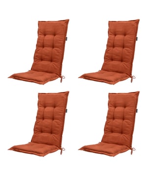 Wilt u een nieuw tuinkussen voor uw houten, stalen of kunststof tuinstoel met lage rug? Geef uw tuinstoel dan meer comfort en uitstraling met de lage rug van Madison. Het kussen is perfect voor uw stoel met verstelbare rugleuning. Voorzien van een verstelbare band aan de achterkant en touwtjes, blijft het kussen laag goed in de stoel zitten. Het kussen is gemaakt van 50% katoen en 50% polyester, deze stofsoort geeft het kussen het zachte gevoel van katoen, met de kracht van polyester.Daarbij is het tuinkussen met lage rug voorzien van ingenaaide knopen en een volant voor de ‘finishing Touch’. Zo maakt het kussen van Madison jouw tuin helemaal jouw tuin. - Afmeting: 105x50 - Kleur: Rood - Materiaal: Polyester