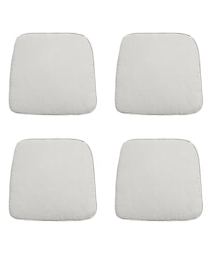 
Madison Tuinkussens – Set van 4 | Comfort en Stijl voor jouw TuinGeef je tuinmeubelen een stijlvolle en comfortabele upgrade met deze set van 4 Madison tuinkussens. Madison, een gerenommeerd Nederlands merk, staat bekend om hoogwaardige kussens die zowel comfort als duurzaamheid bieden.Deze kussens zijn gemaakt van kwalitatieve materialen die bestand zijn tegen verschillende weersomstandigheden. De zachte, goed gevulde vulling zorgt voor optimaal zitcomfort, terwijl de stevige stof langdurig mooi blijft. Dankzij de neutrale en tijdloze ontwerpen passen deze tuinkussens perfect bij verschillende tuinsets en stijlen.Voordelen van de Madison tuinkussens: Set van 4 – ideaal voor complete tuinsets Hoogwaardige materialen en uitstekende afwerking Comfortabele vulling voor extra zitgemak Duurzaam en weerbestendig Geschikt voor diverse buitenmeubelenCreëer een sfeervolle en comfortabele buitenruimte met de tuinkussens van Madison! - Afmeting: Ca. 48x48 cm - Kleur: Beige - Materiaal: Katoen