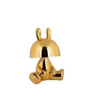 
Table Lamp Bunny LED – sfeervol licht met muziekDe Bunny LED tafellamp van Leitmotiv heeft de speelse charme van een decoratief lichtobject, maar met een extra slimme functie. Dankzij de ingebouwde Bluetooth speaker geniet je niet alleen van sfeervol licht, maar ook van je favoriete muziek. Het snoerloze design maakt deze lamp extra praktisch en multi-inzetbaar. Perfect voor de kinderkamer, een knus hoekje of waar jij maar wilt genieten van licht en geluid in één. - Afmeting: 22x17x27 - Kleur: Goud - Materiaal: Kunststof