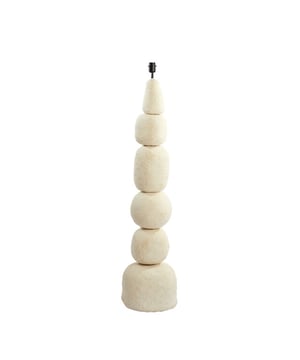 
Shop dit prachtige artikel van Light & LivingLight & Living - Vloerlamp Ø30x135 cm MARREE crème is gemaakt en ontwerpen door het Nederlandse merk Light & Living.De belangrijkste kenmerken van het artikel zijn als volgt:Kleur: BruinProduct Lengte: 30Product Breedte: 30Producht Hoogte: 135Gewicht: 6.5Light & Living werd meer dan vijftig jaar geleden opgericht. We begonnen met het maken van lampenkappen in een kleine fabriekshal. Al snel kwamen daar lampen bij, zodat we een totaal verlichtingsconcept konden aanbieden. Na vele jaren actief te zijn geweest op de verlichtingsmarkt, zijn we gaan uitbreiden met betaalbare woonaccessoires en (klein)meubelen.Wij weten als geen ander dat thuis de plek is waar mensen zich vaak het prettigst voelen. Een eigen plek, ingericht met comfortabele meubels en sfeervolle verlichting. We denken graag met je mee. Daarom reizen we de hele wereld over op zoek naar de mooiste verlichting en woondecoratie. We zijn altijd op zoek naar dat ene speciale item waar ons hart sneller van gaat kloppen. Deze momenten leggen we vast en vertalen we naar onze producten.Twee keer per jaar presenteren we een nieuwe seizoenscollectie. Zo weten we je elke keer weer te inspireren! - Afmeting: 30x30x135 - Kleur: Bruin - Materiaal: Papier