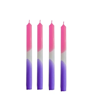 
BURN BABY BURN! Candles are the ultimate mood makers and are the most important ingredient for romance. And we could all use a little more of that, couldn't we? Important features:- Set of 4 candles in the same color- Burn time: appr. 6,5 hours- Size: 2,1x25 cm Styling tip: Choose a color combination that immediately makes you happy.​ Merk: Tapers - Dipdye - Wax - Pink/White/Purple - S4
