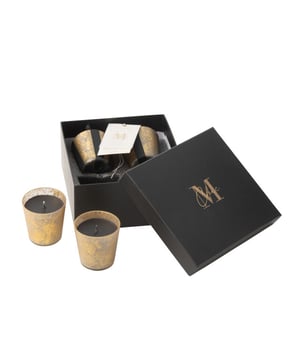 
Shop dit prachtige artikel van J-LineBOX VAN 4 GEURKAARSEN M-CHIC GLAS GOUD/ZWART-20U is gemaakt en ontworpen door het Belgische bedrijf J-Line.De belangrijkste kenmerken van het artikel zijn als volgt:Kleur: GoudkleurigProduct Lengte: 6.5Product Breedte: 6.5Producht Hoogte: 7.5Gewicht: -0.16J-line by Jolipa, dé trendsetter in interieur en decoratieOnze passie voor interieur kent geen grenzen. Al van in het prille begin, in 1978, gingen we steeds op zoek naar de nieuwste trends en ontwikkelingen over de hele wereld. Door onze passie voor decoratie en interieuraccessoires is J-line by Jolipa dé referentie geworden in interieur en decoratie. Daar zijn verschillende redenen voor. - Afmeting: - Kleur: Goudkleurig - Materiaal: Anders