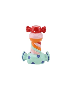 
CANDY LOVERS, PAY ATTENTION! - Bring a playful and colorful vibe into your home with this unique candle holder shaped like stacked candies! The cheerful mix of colors makes this candlestick a real eye-catcher, perfect for anyone who loves a bit of fun in their interior. Made from sturdy dolomite and measuring 13 x 7 x 20 cm, it’s ideal for your dining table, windowsill, or as a striking detail on a sideboard. Let your interior sparkle with this original candlestick—perfect as a gift or to treat yourself! Key features:- Original design: inspired by cheerful stacked candies- Made from durable dolomite- Playful multicolor finish- Suitable for standard dinner candles- Dimensions: 13 x 7 x 20 cm- A real eye-catcher in any interior Styling tip: Combine this candy candle holder with other colorful accessories or candlesticks for a playful and festive effect. Place a brightly colored candle in it—think yellow, pink, or orange—and set it on a beautiful tray with some (fake) candies or small vases. This way, you create a cheerful and inviting corner that will make everyone smile! Merk: Candle holder - Stapled Toffee Candy - Dolomite - Mint Multi Colour - 13x7x20cm