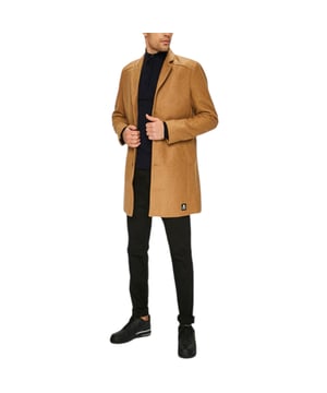 TOM TAILOR Mens Trench Over Coat
	Classic Lapels
	Long Length
	Wool Blend
	Button Fastening
	V Neckline
	Long Sleeves with Button placket
	2 Side Pockets and 1 Inner Pocket
	Dry Clean Only
	Formal Office, Business, Casual use
	Made In China
	Slim Fit
	All Season
	3 Pockets


Material:

Charcoal Grey: 61% Polyester, 17% Viscose, 11% Wool, 4% Polyamide, 4% Acrylic, 3% Cotton

Camo: 79% Polyester, 15% Wool, 2% Viscose, 2% Acrylic, 2% Polyamide

Yellow Line: 78% Polyester, 11% Wool, 4% Acrylic, 3% Polyamide, 3% Viscose 1% Cotton

Camel: 61% Polyester, 17% Viscose, 11% Wool, 4% Polyamide, 4% Acrylic, 3% Cotton

Black and Grey: 75% Polyester, 15% Wool, 6% Acrylic, 2% Polyamide, 2% Cotton