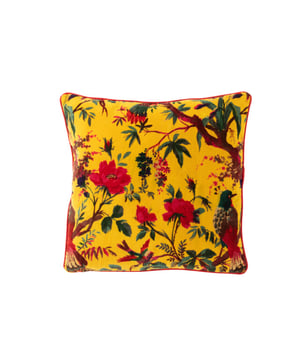
Cushion Birds/Flowers Cotton Velvet Yellow Width45Height15Length45Weight0.0004 kgCollectionZomer 2025Colour Yellow Materiaal: