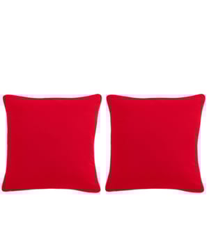 
Cushion Santa Mustache/Hohoho Cotton Christmas Red/White Assortment Of 2 Width45Height15Length45Weight0.668 kgCollectionWinter 2025Colour RedMaterial compositionCotton(100%)Washing instructionsDry clean only Materiaal: